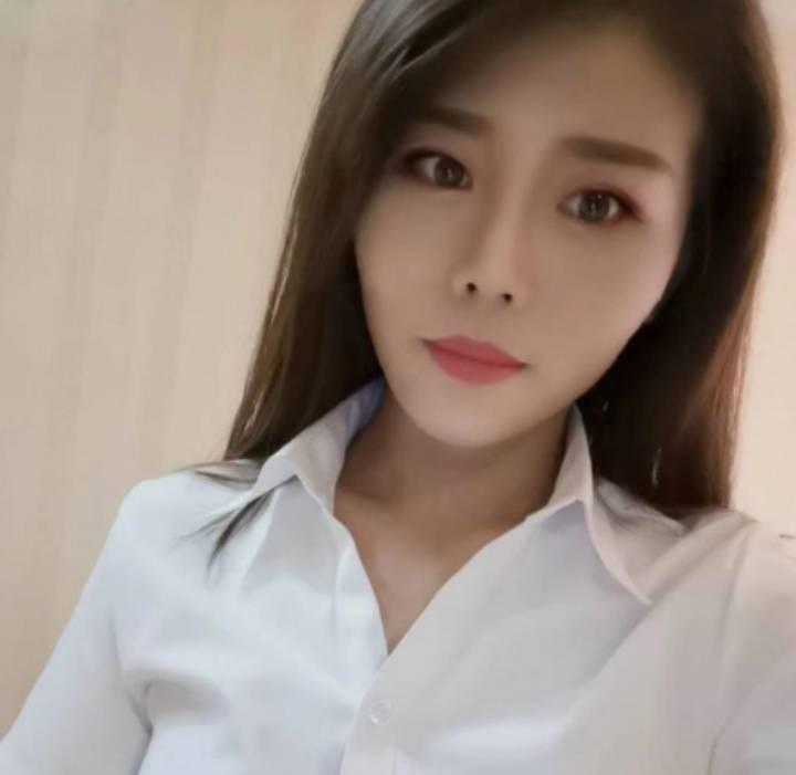 妹子和别人合租的，颜值还不错。